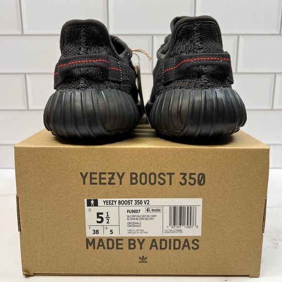NEW Adidas Yeezy Boost 350s 350 V2 Black REFLECTIVE - Picture 4 of 9
